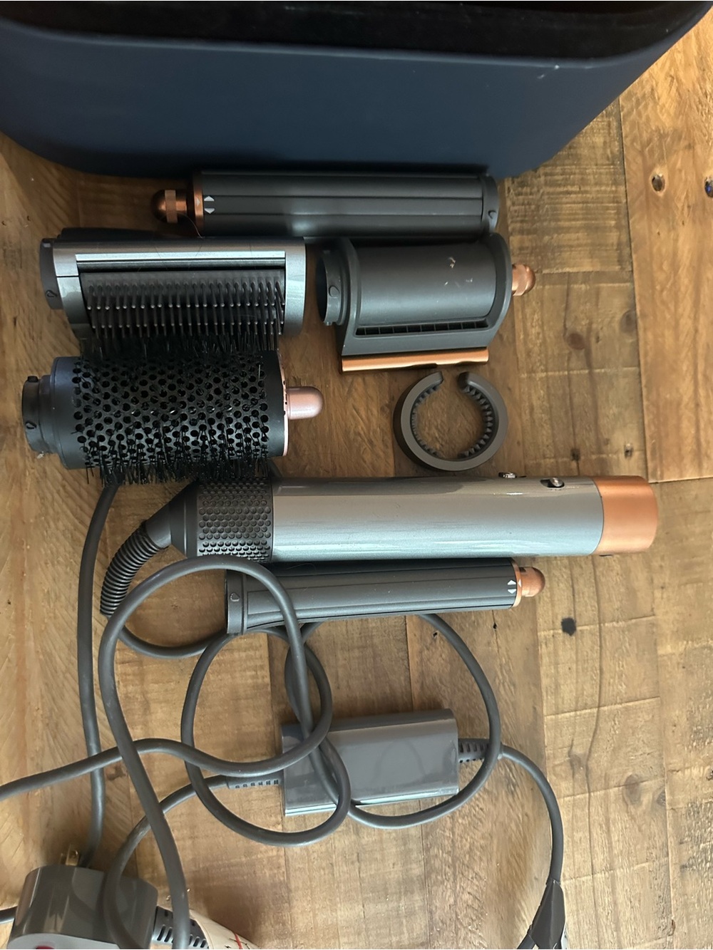 Dyson Airwrap complete tool set